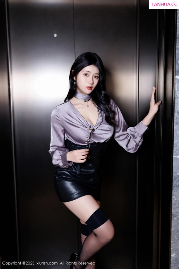   [XiuRen]高清写真图 2025.02.19 No.9904 南乔 黑丝美腿第4张图片